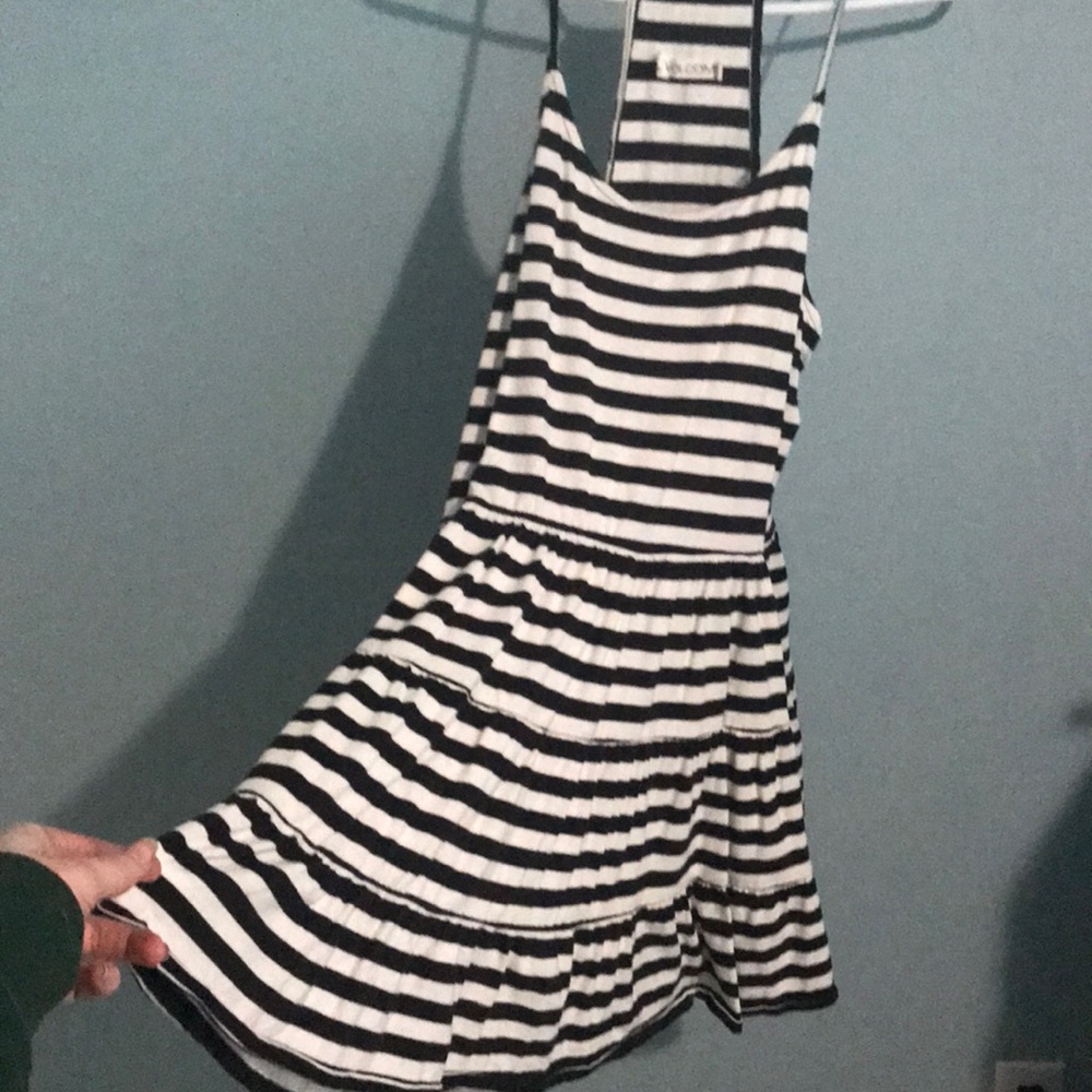 Adorable NWOT super soft striped dress - Picture 2 of 6